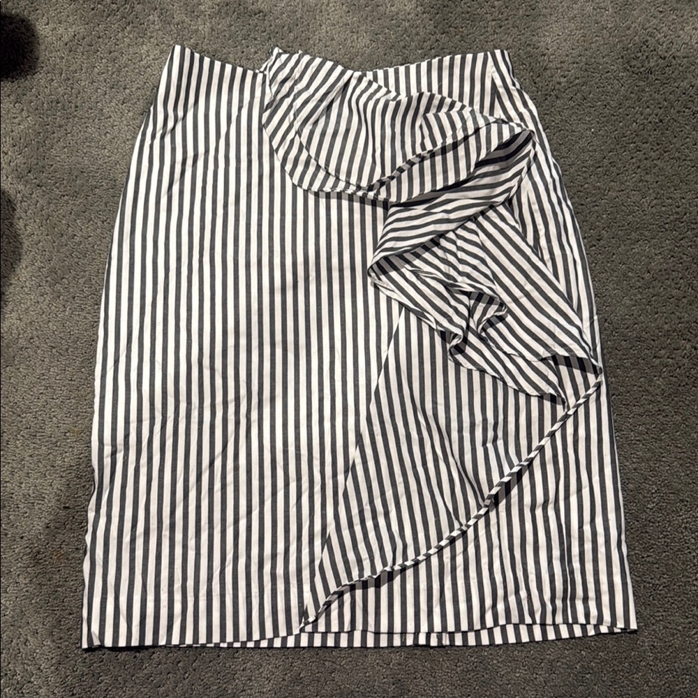 Banana Republic Black and White Asymmetrical Pencil Skirt